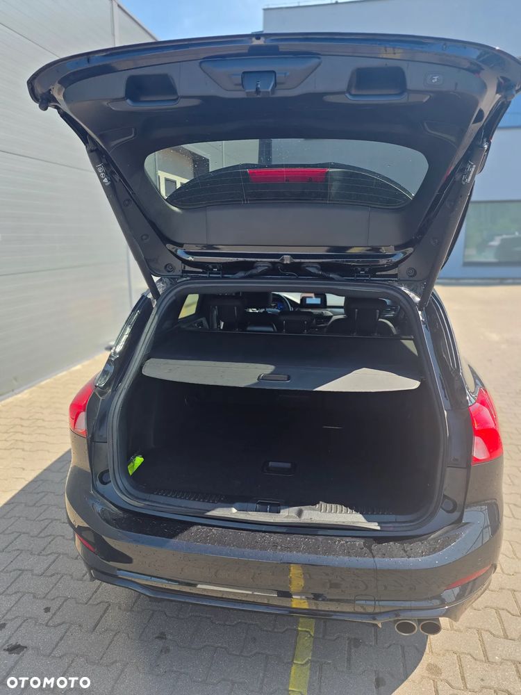 Ford Focus 1.0 EcoBoost ST-Line X - 14