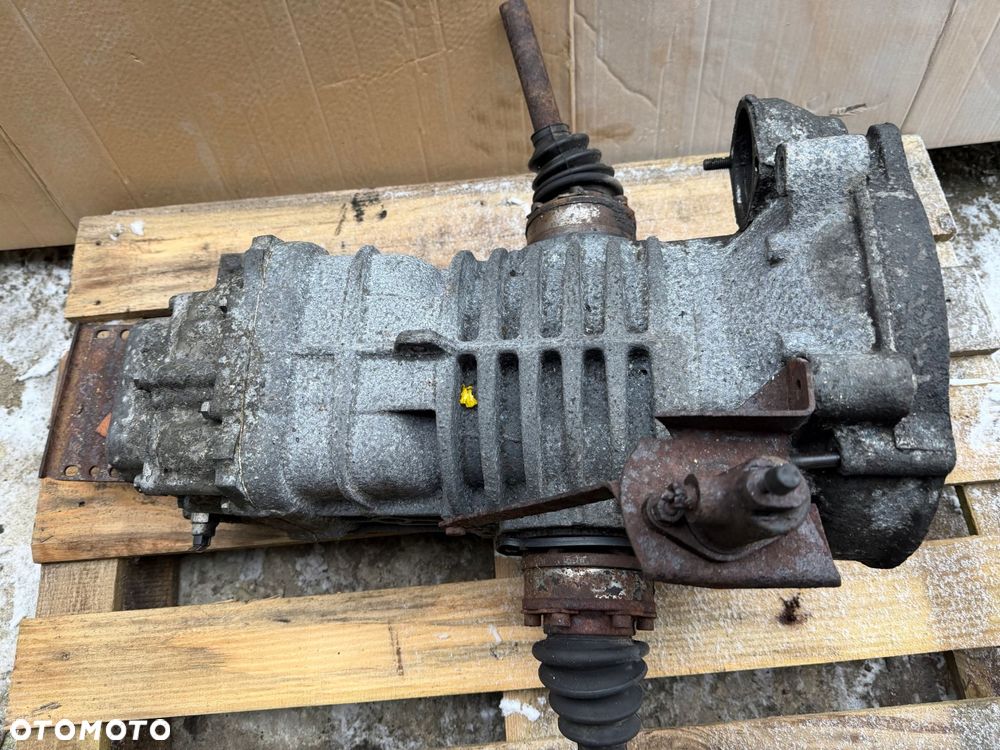 skrzynia biegów vw t3 2.0 dk transporter oryginał kompletna - 5