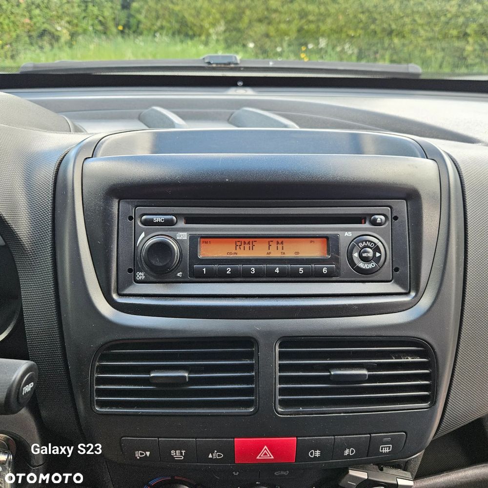 Opel COMBO - 37