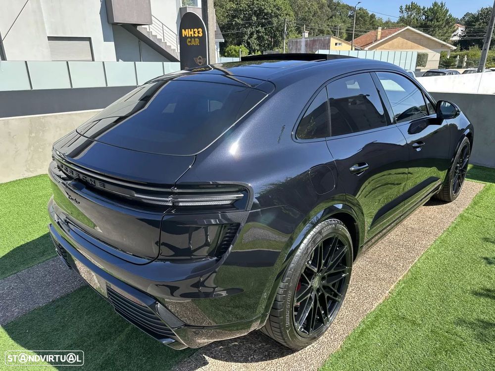 Porsche Macan Electric Turbo - 13