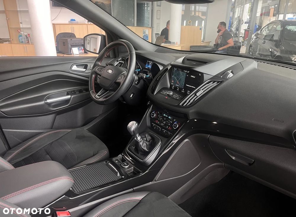 Ford Kuga 1.5 EcoBoost ST-LINE X - 23