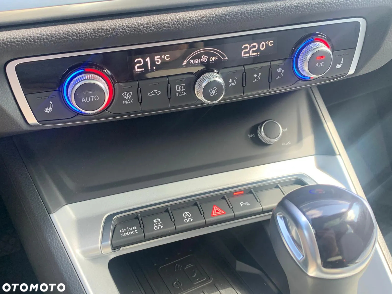 Audi Q3 40 TFSI quattro S tronic S line - 23