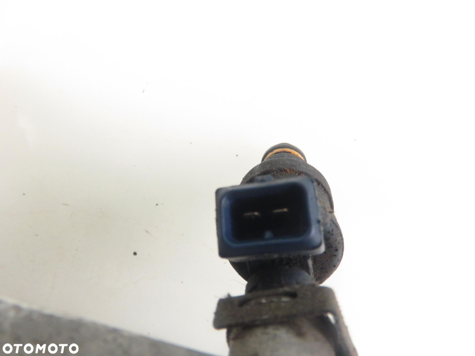 LISTWA WTRYSKOWA SAAB 9-3 I (YS3D) 2.0 i - B204I 0280150432 B204I - 3