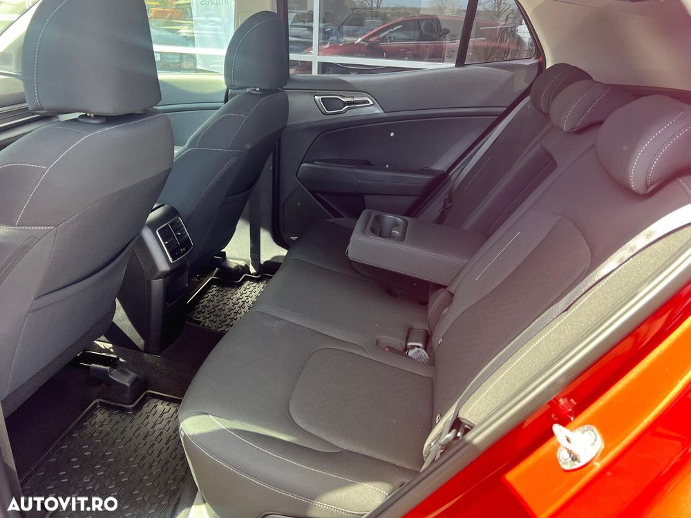 Kia Sportage 1.6 T-GDI 6MT 4x2 Urban - 15