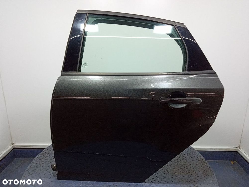 FORD FOCUS MK3 HB DRZWI TYŁ LEWE TYLNE MAGNETIC - 1