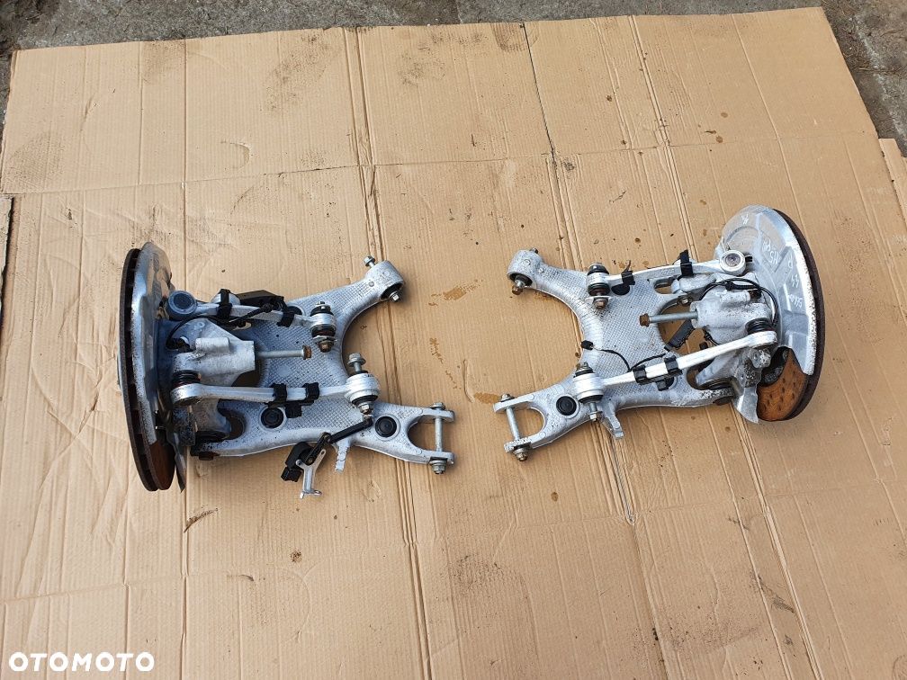 Wahacz Piasta Zwrotnica Tył bmw m5 f10 - 1