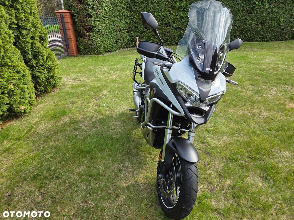 Honda VFR - 8