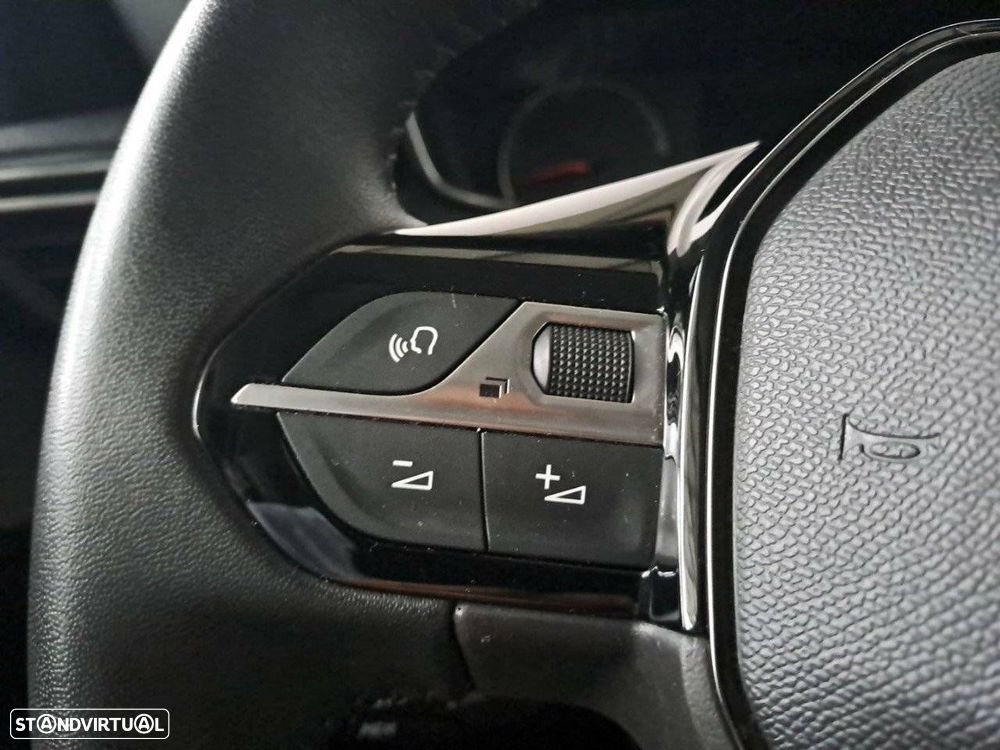 Peugeot 208 1.2 PureTech Active - 16