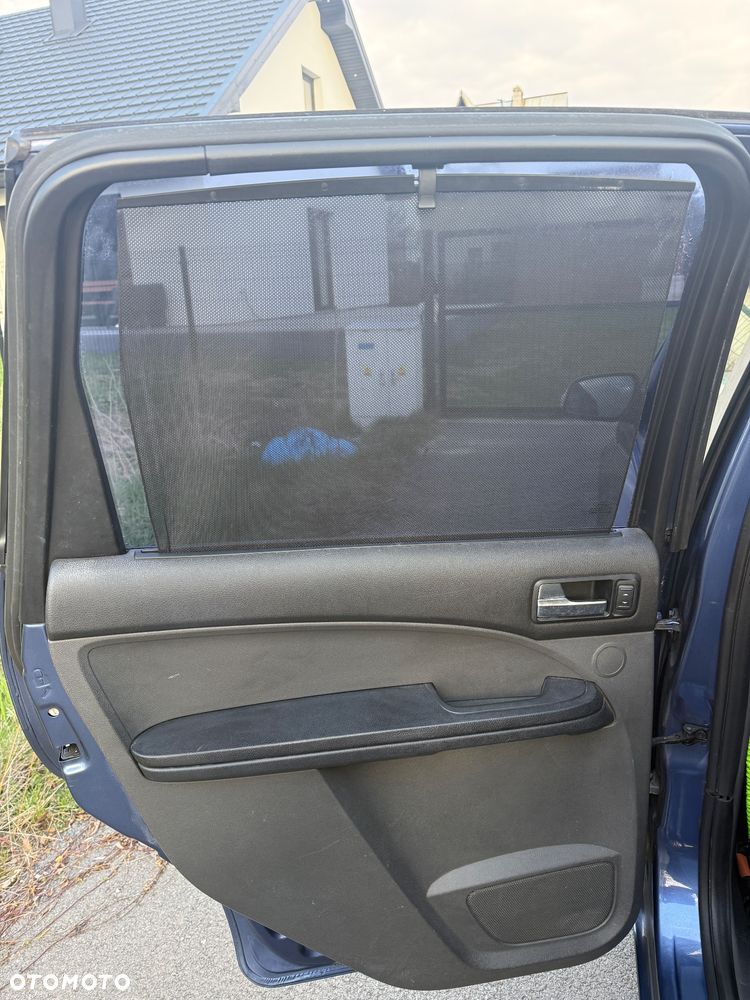 Ford Focus C-Max 2.0 Ghia - 8