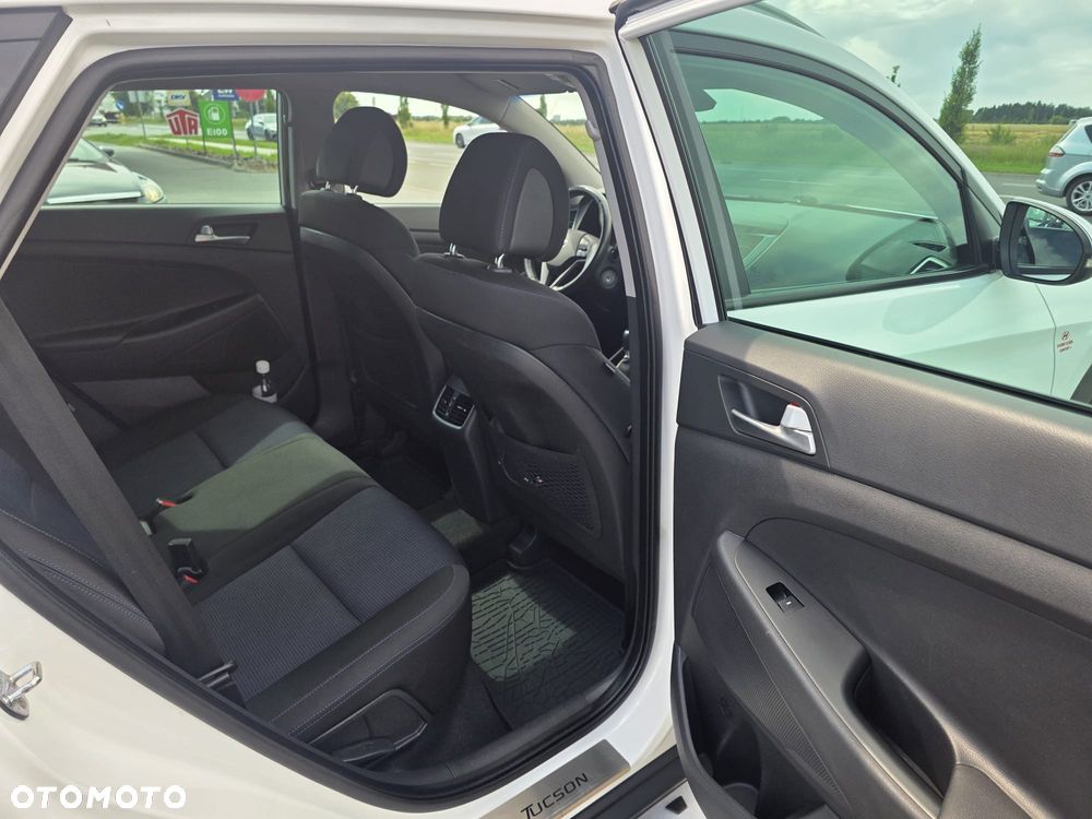 Hyundai Tucson 1.6 GDI BlueDrive Comfort 2WD - 10
