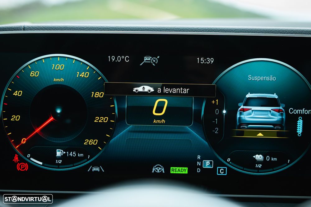 Mercedes-Benz GLE 350 de 4Matic - 41