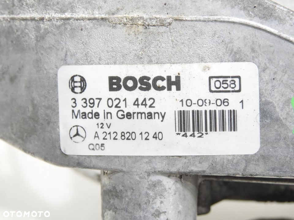 MECHANIZM WYCIERACZEK PRZEDNICH MERCEDES W212 - 12
