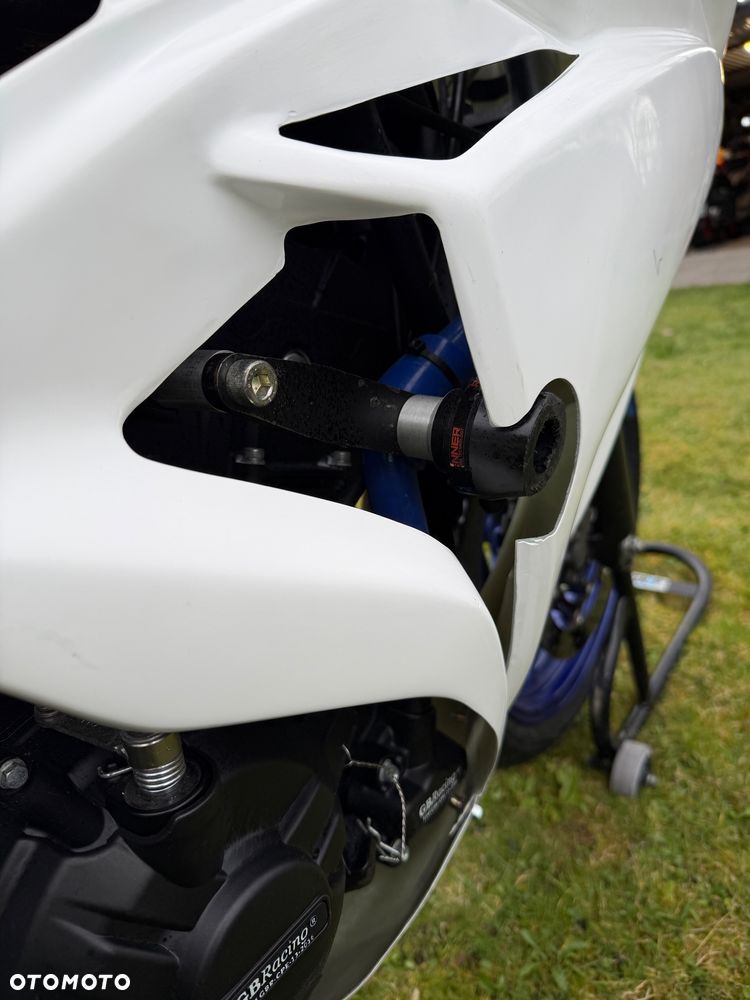 Yamaha R3 - 7