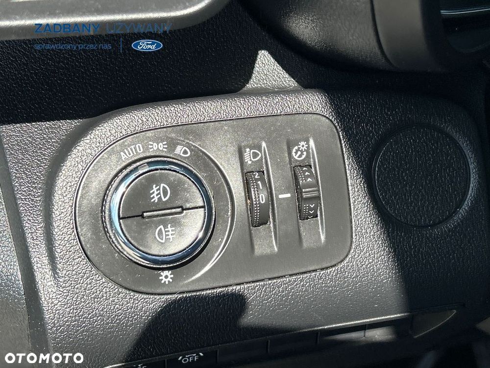 Opel Combo 1.2 Turbo Enjoy S&S - 19