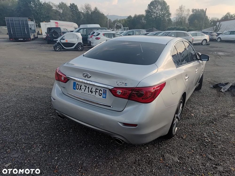 Infiniti Q50 Hybrid AWD Premium - 4
