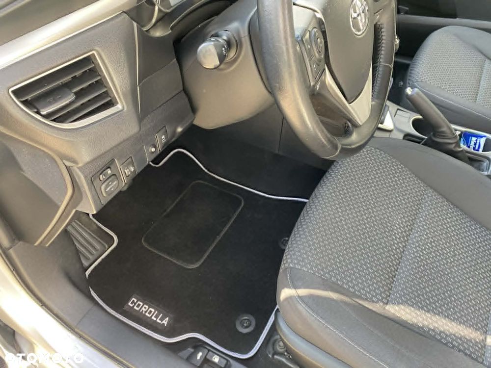 Toyota Corolla 1.4 D-4D Active - 9