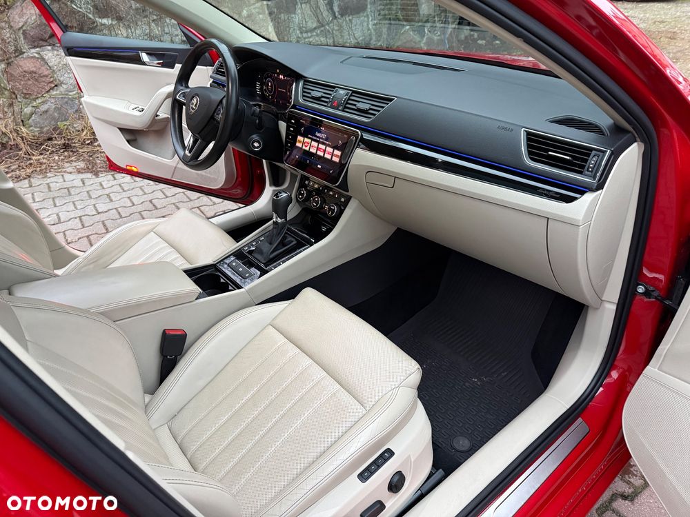 Skoda Superb 2.0 TSI L&K DSG - 13