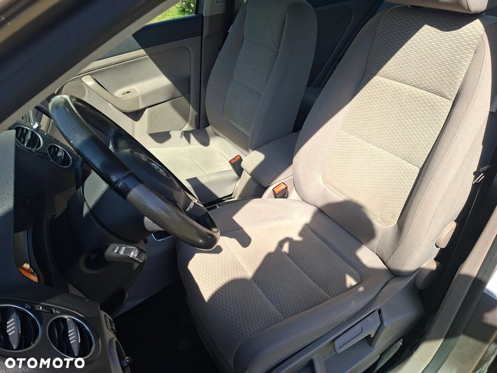 Volkswagen Golf Plus 2.0 TDI Highline - 11