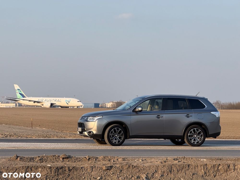 Używany Mitsubishi Outlander 2015 - 59 500 PLN, 222 292 km