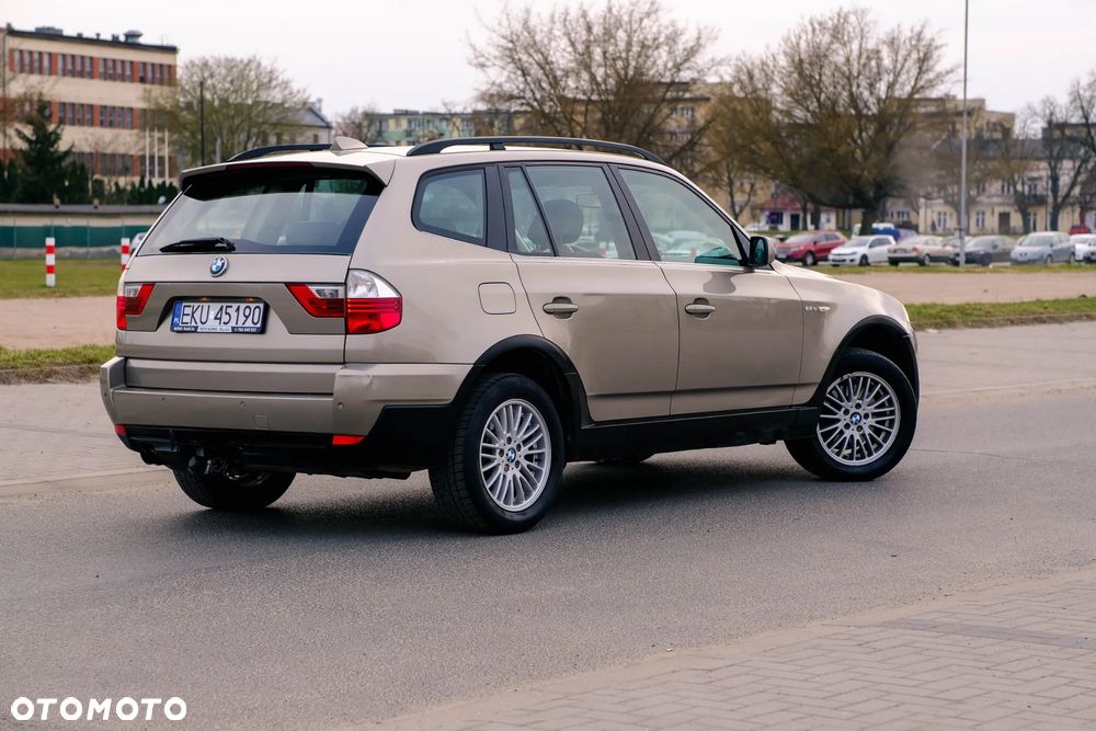 BMW X3 xDrive25i Edition Exclusive - 7