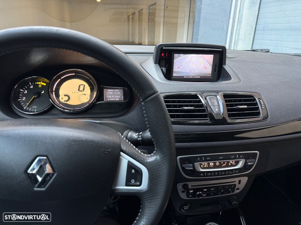 Renault Mégane Sport Tourer dCi 110 FAP Paris - 2