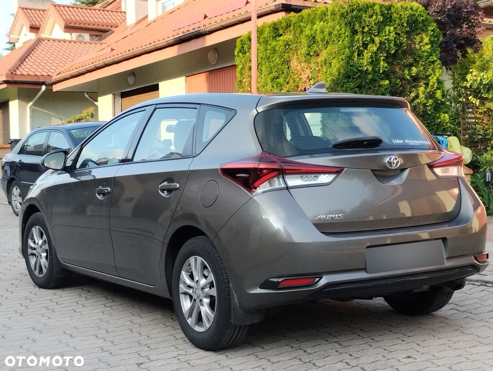 Toyota Auris 1.6 Active - 6