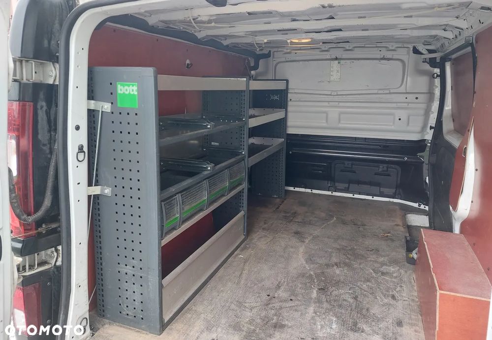 Renault Trafic - 11