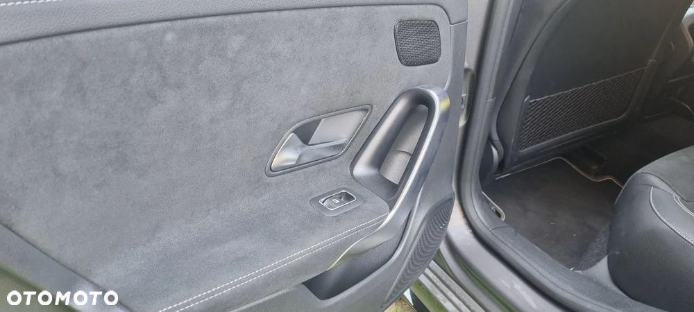 Mercedes-Benz Klasa A 250 4-Matic Edycja specjalna 7G-DCT - 15