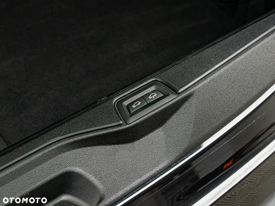 BMW X5 xDrive45e - 32