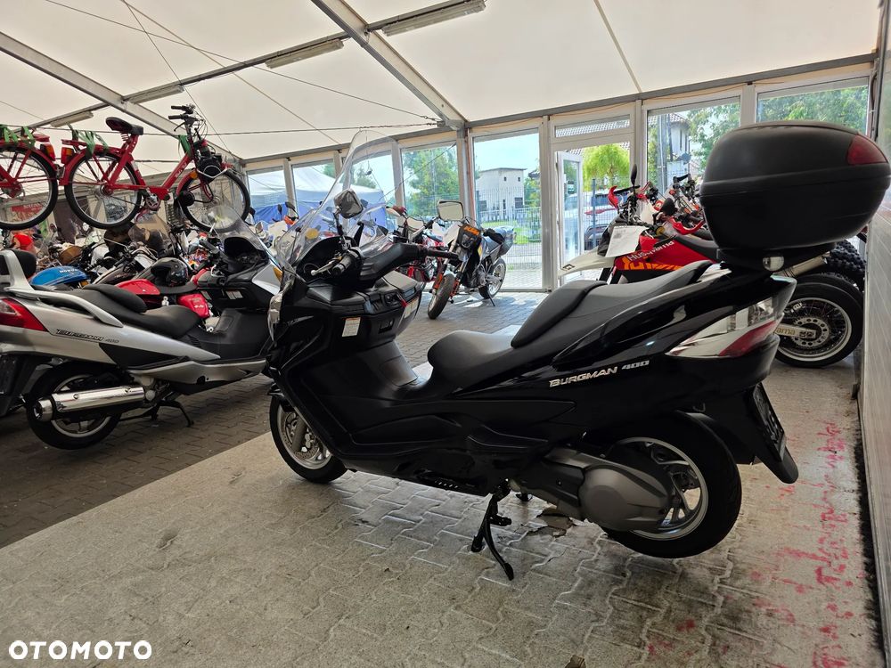 Suzuki Burgman - 9