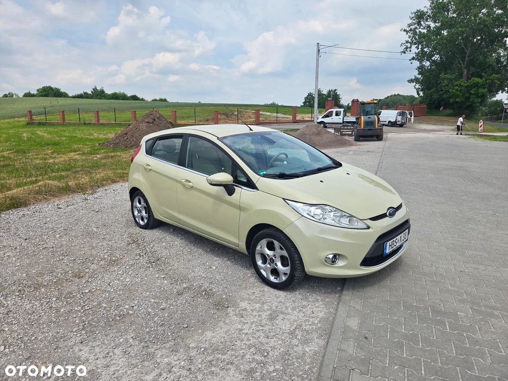 Ford Fiesta 1.3 Ghia - 2