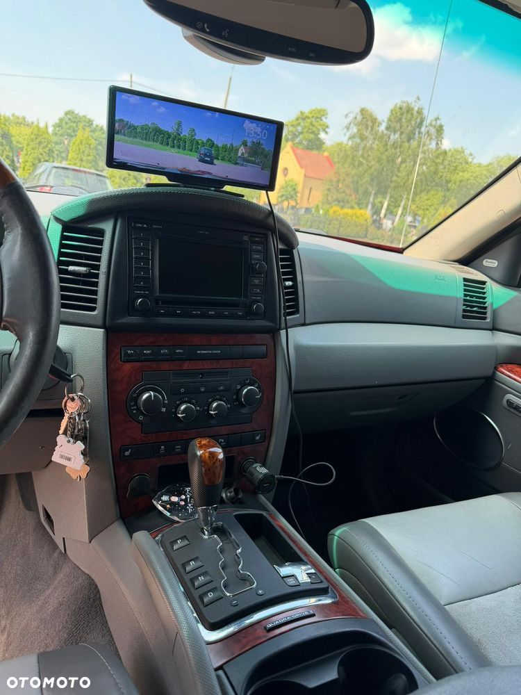 Jeep Grand Cherokee 5.7 4x4 Overland - 12