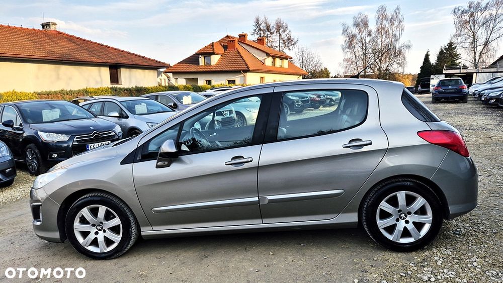 Peugeot 308 1.6 Premium Plus - 22