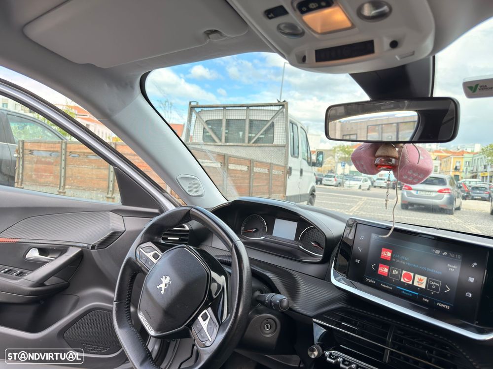 Peugeot 2008 1.2 PureTech Active - 9