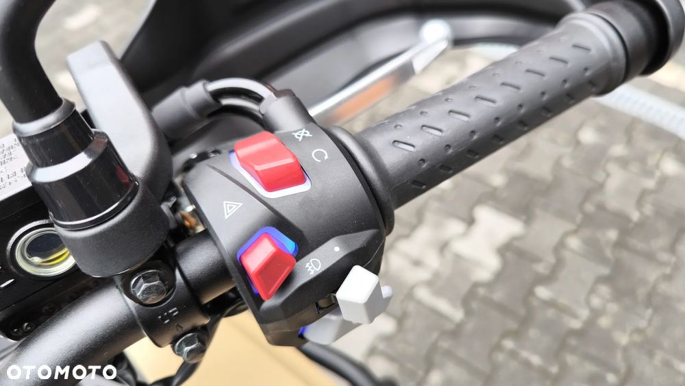 VOGE 625DSX - 12