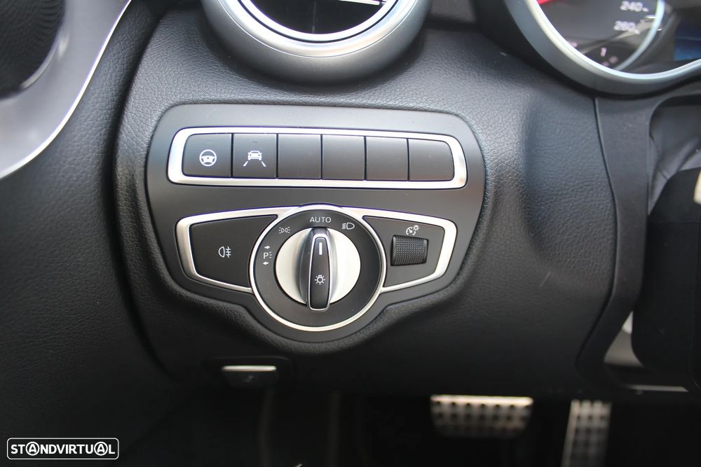Mercedes-Benz C 300 d 4Matic 9G-TRONIC AMG Line Plus - 31