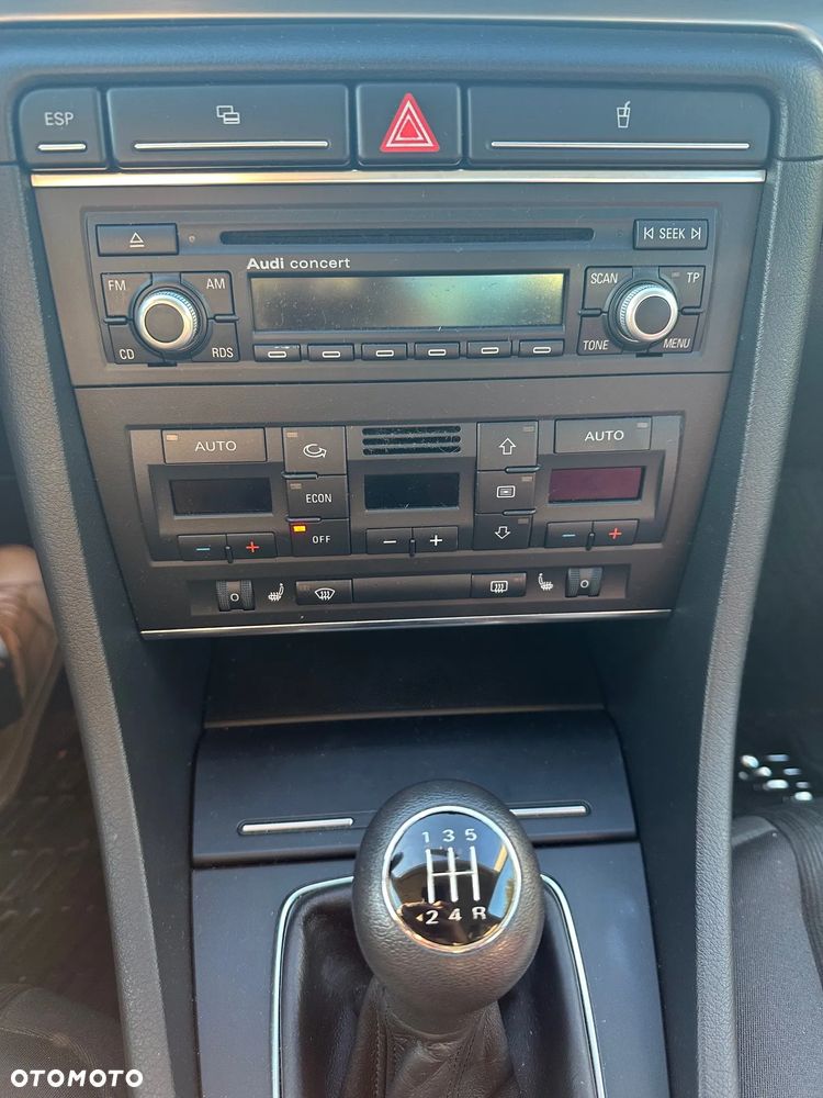 Audi A4 Avant - 15
