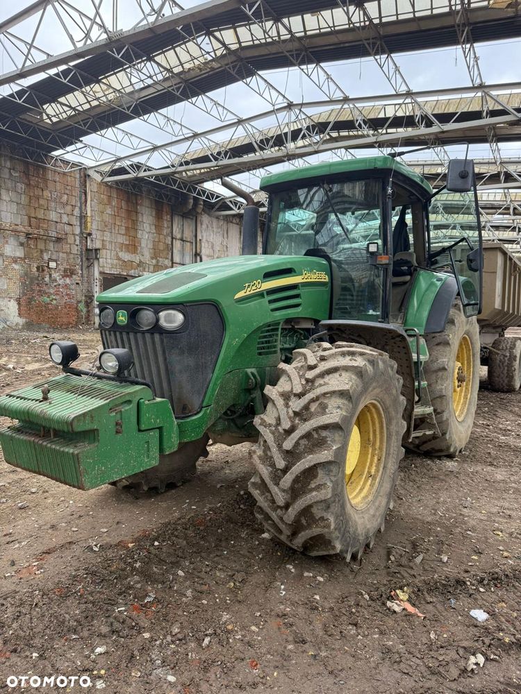 John Deere 7720 - 2