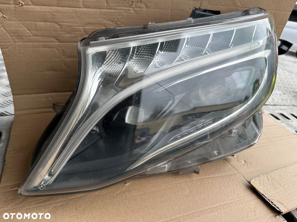 Mercedes V klasa 447 Vito Metris  full  led ILS lewy a4479066460