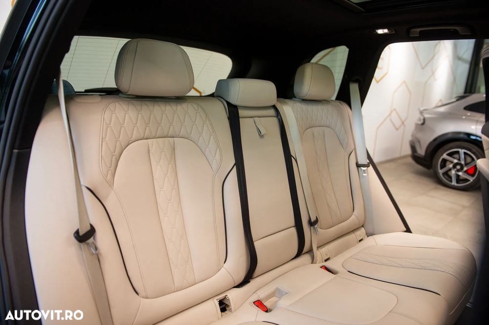 BMW X5 xDrive30d - 34