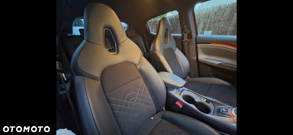 Nissan Juke 1.0 DIG-T Tekna - 12