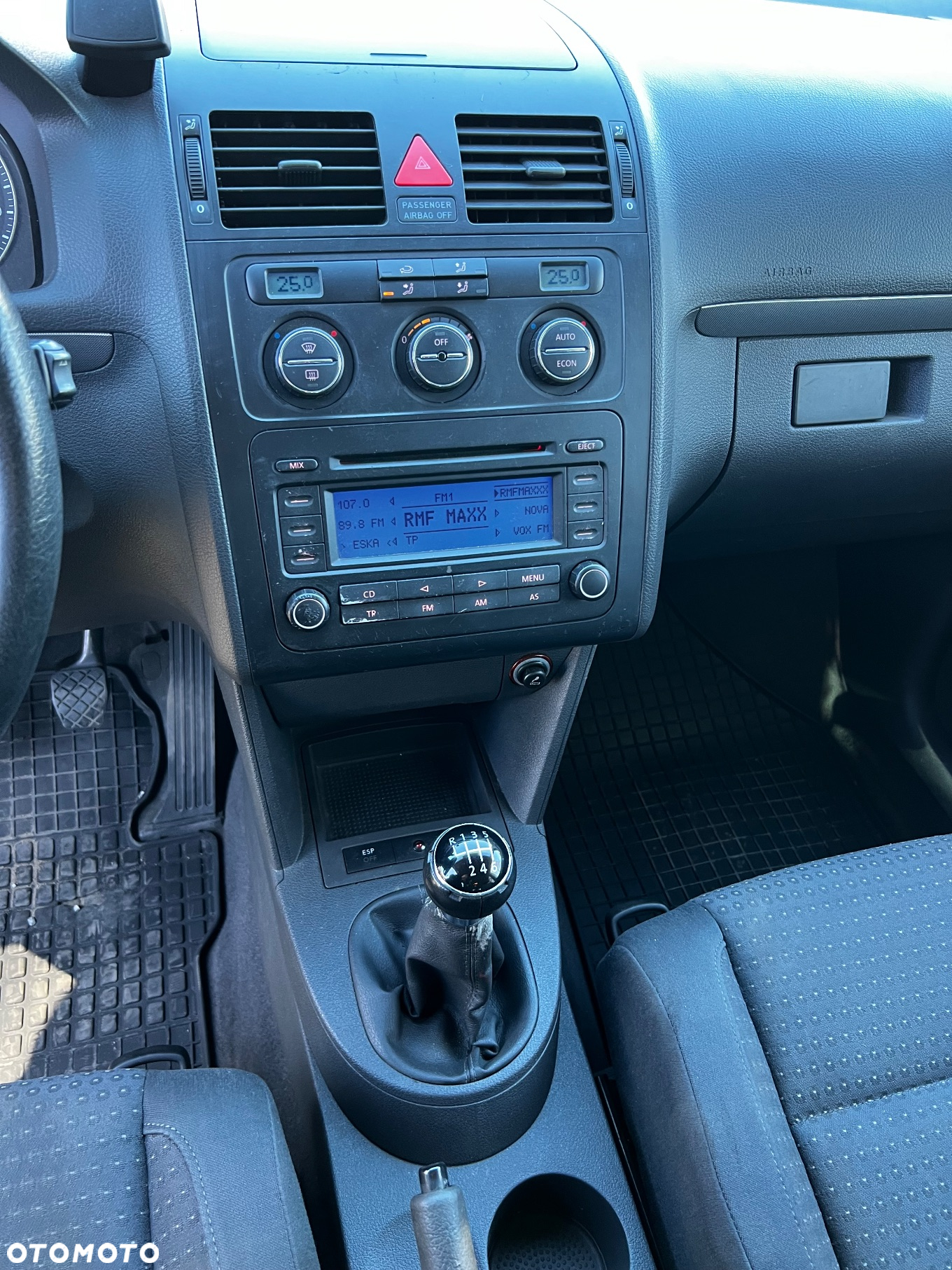 Volkswagen Touran 2.0 TDI Trendline - 17