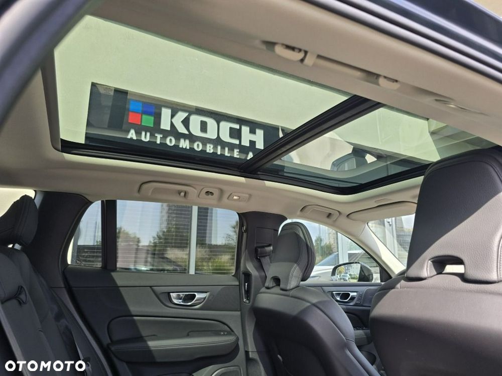 Volvo V60 B4 B Plus Dark - 13