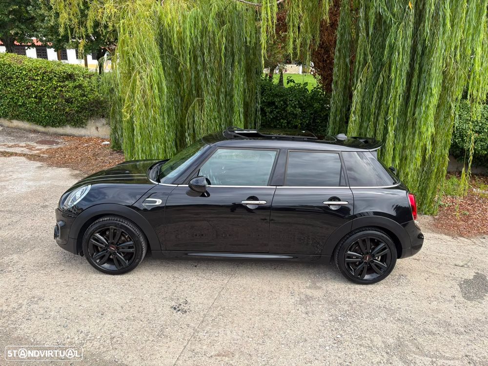 MINI 5 Portas Cooper D Aut. - 6