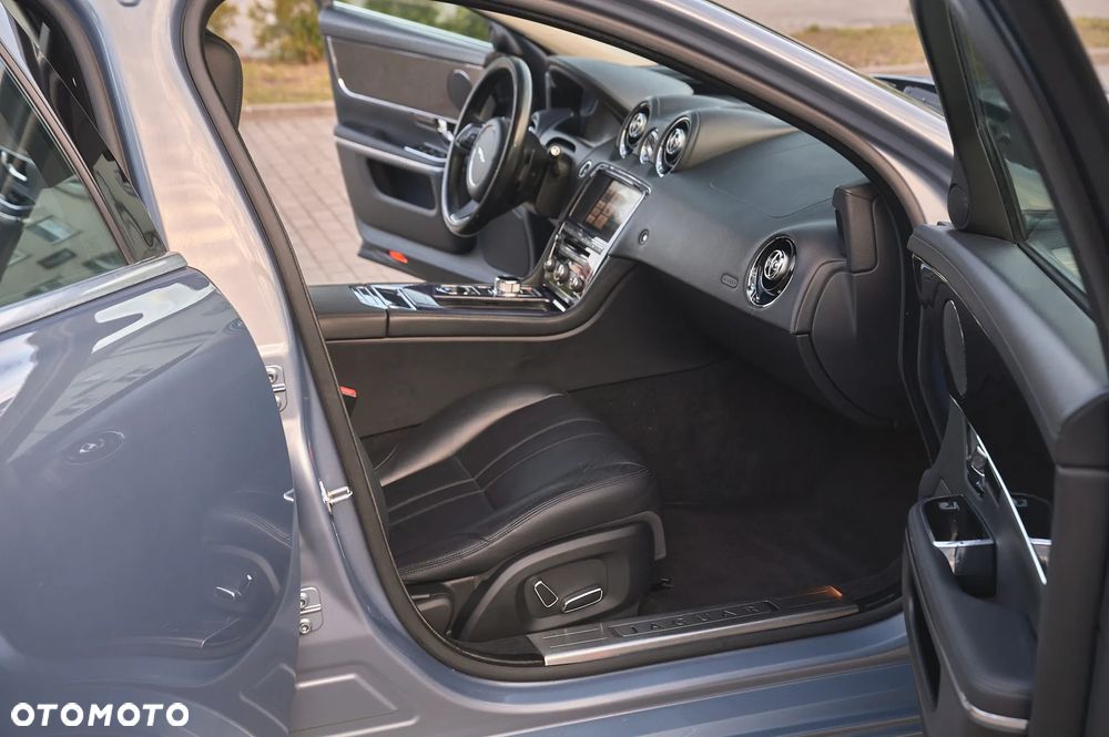 Jaguar XJ 3.0 V6 S Premium Luxury - 29