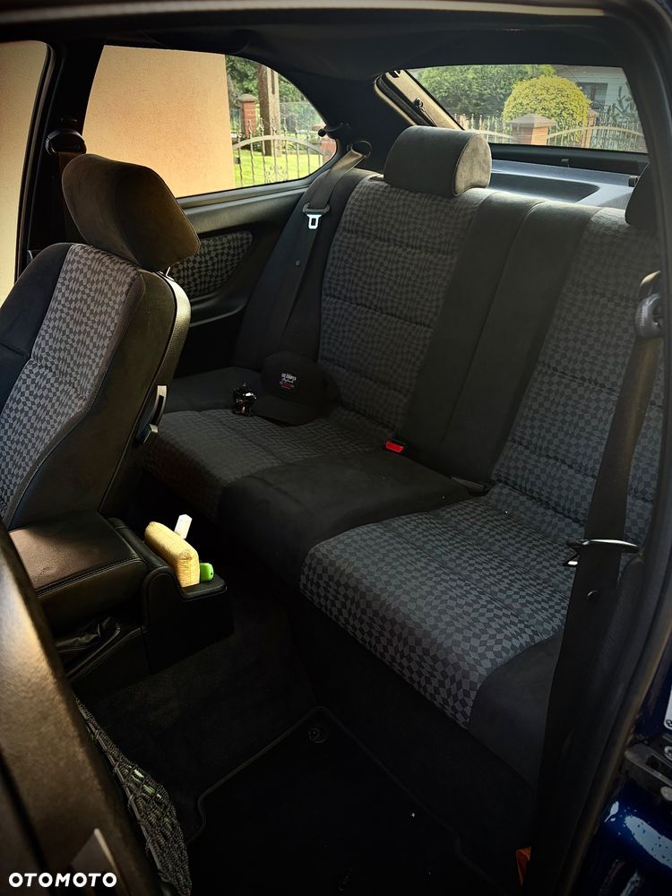 BMW Seria 3 - 12
