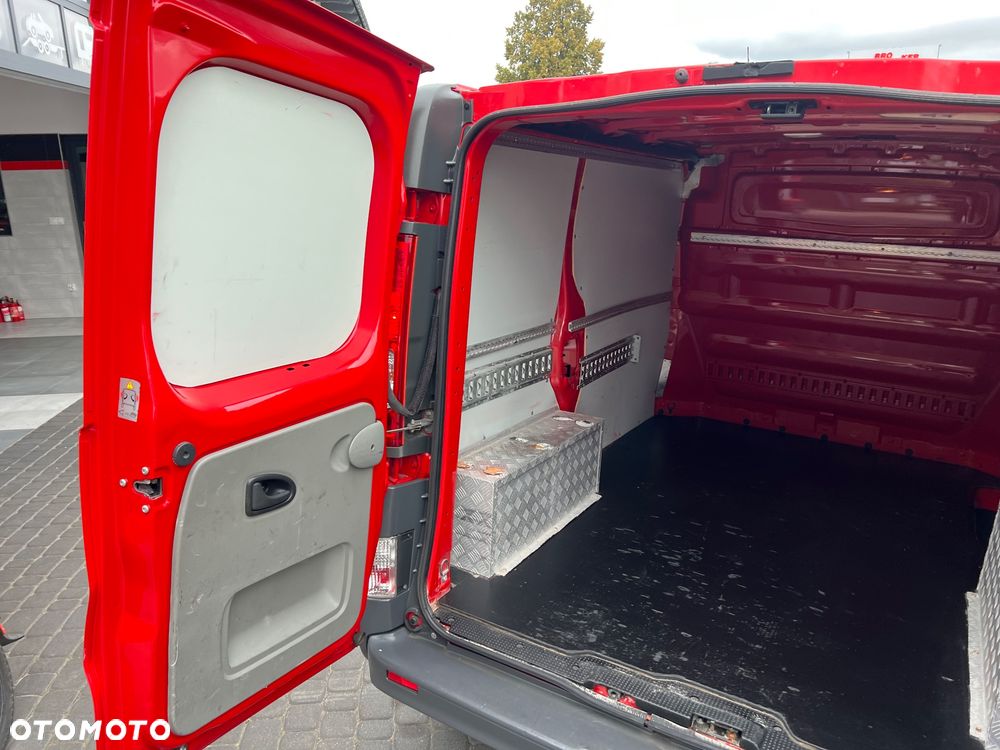 Renault Trafic - 18