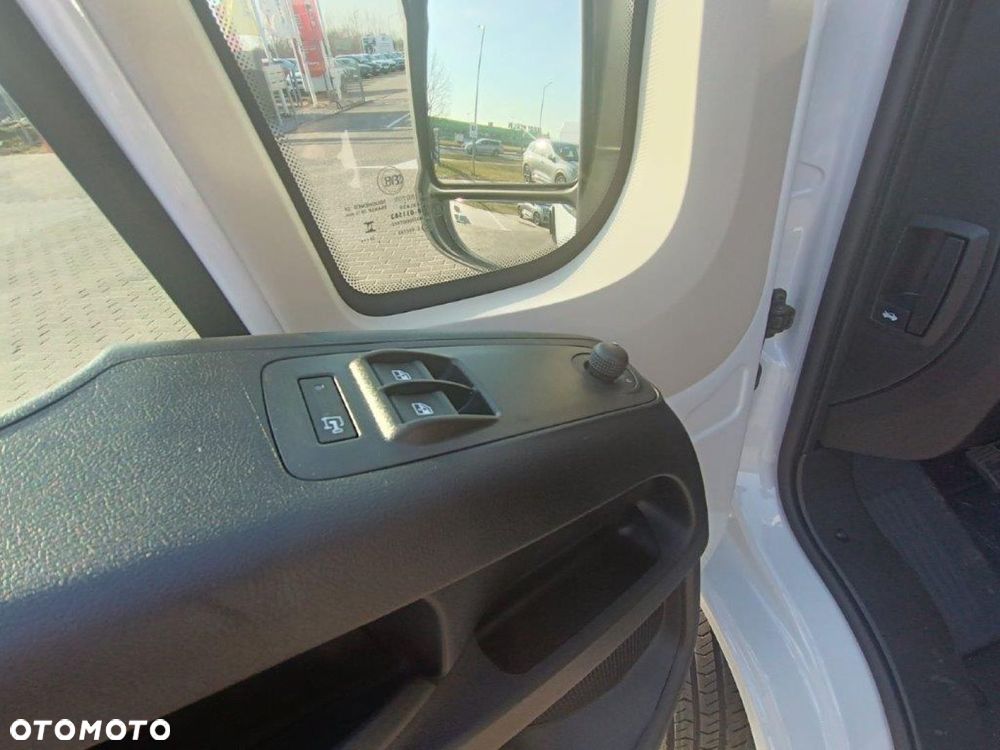 Opel MOVANO - 18
