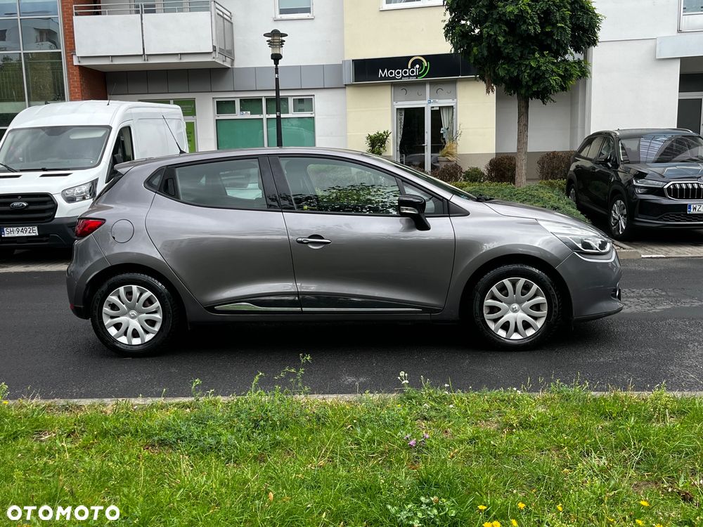 Renault Clio 1.2 16V Zen - 6