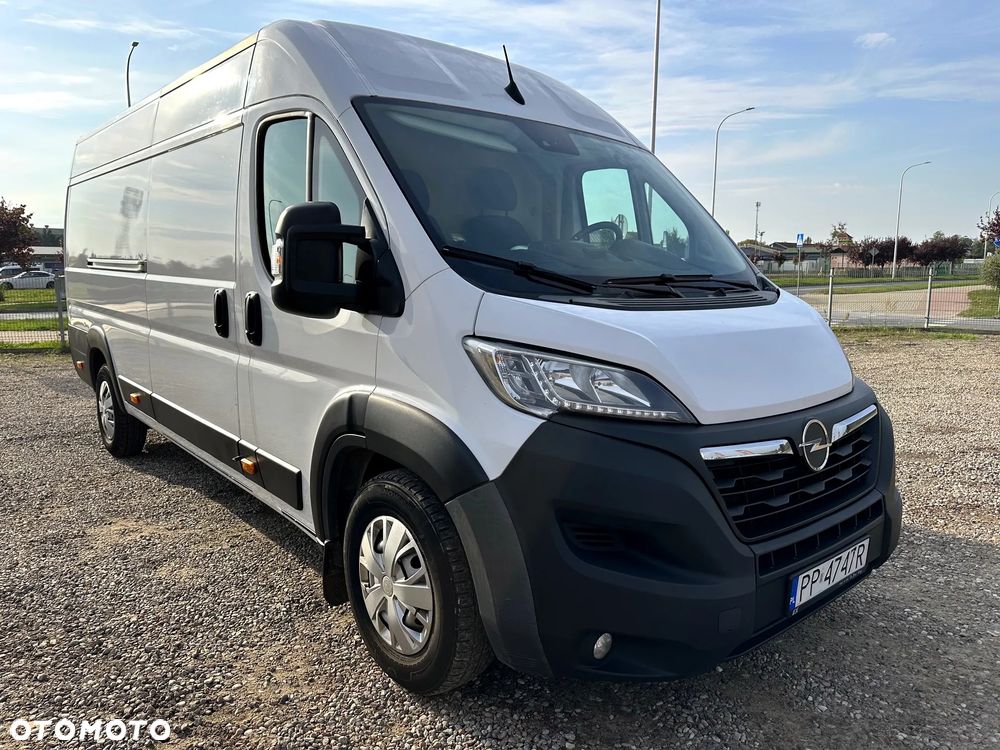 Opel Movano